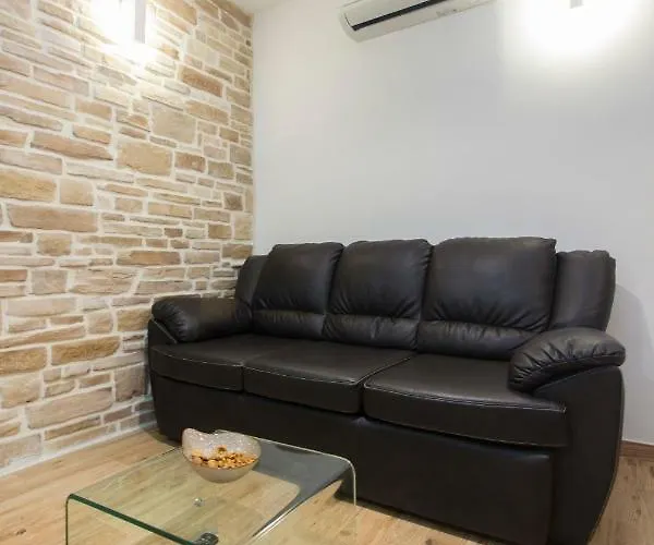 Apartment Bareta 2