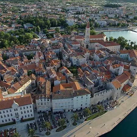 Bareta 2 Lägenhet Trogir