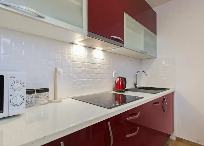 아파트 Bareta 2 트로기르