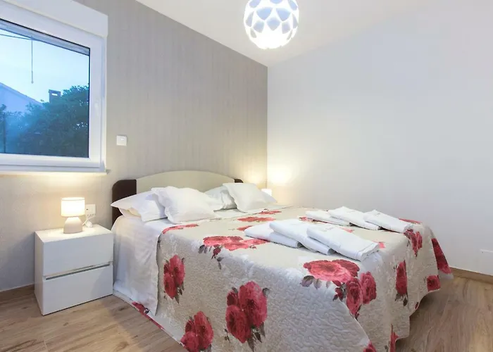 アパート Bareta 2