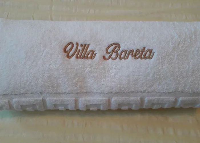 アパート Bareta 2 トロギール